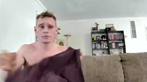 Snapshot of blakeandskylar chatting on 2, 2, 2025 BlakeAndSkylar online show from 2, 2, 2025