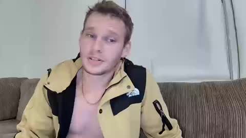 Snapshot of blakeandskylar chatting on 10, 10, 2025 BlakeAndSkylar online show from 10, 10, 2025