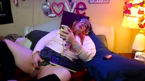 Snapshot of blakelytgirl chatting on 15, 2, 2025 Blakely Morningstar online show from 15, 2, 2025