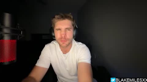 Snapshot of blakemiles2 chatting on 30, 7, 2026 Blake Miles online show from 30, 7, 2026