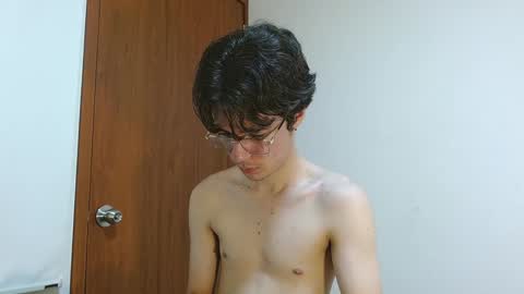 Snapshot of blakeshatter chatting on 15, 12, 2024 blakeshatter online show from 15, 12, 2024