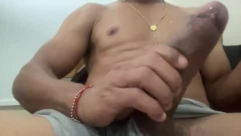 Snapshot of blingsexxx420 chatting on 14, 2, 2026 blingsexxx420 online show from 14, 2, 2026