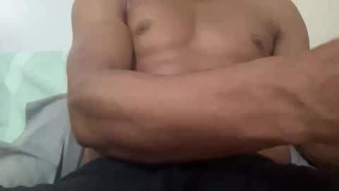 Snapshot of blingsexxx420 chatting on 1, 5, 2026 blingsexxx420 online show from 1, 5, 2026