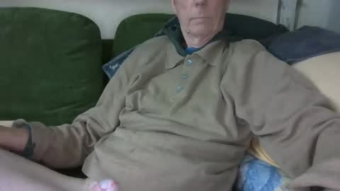 Snapshot of blomkuk chatting on 24, 11, 2025 blomkuk online show from 24, 11, 2025