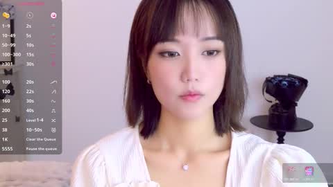 Snapshot of blon_kater chatting on 4, 11, 2025 YoYo online show from 4, 11, 2025