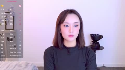 Snapshot of blon_kater chatting on 5, 12, 2025 YoYo online show from 5, 12, 2025