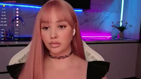 Lana online show from 22, 9, 2025