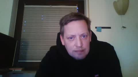 blonde32m online show from 3, 1, 2025