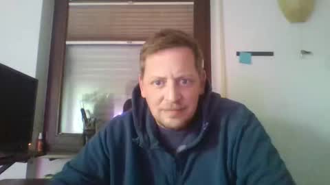 blonde32m online show from 6, 10, 2025