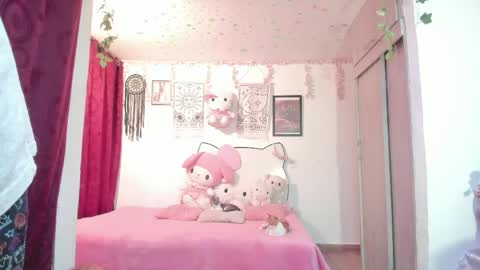  Blonde and Sam  online show from 27, 5, 2026