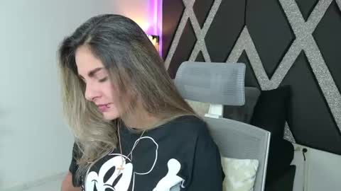 alejandra online show from 8, 7, 2026