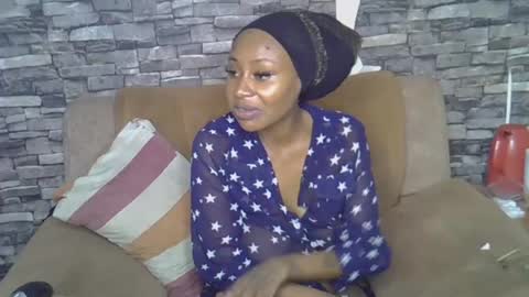 Snapshot of blonde_creamy chatting on 13, 7, 2026 blonde_creamy online show from 13, 7, 2026