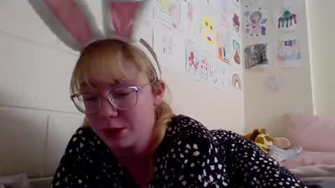Katie online show from 5, 4, 2026