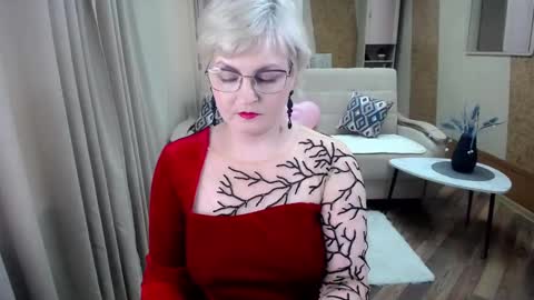 Snapshot of blondebrilliant chatting on 24, 2, 2025 Blonde woman X online show from 24, 2, 2025