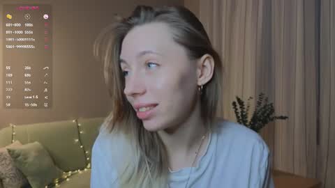 Snapshot of blondekelly chatting on 23, 6, 2026 Kelly online show from 23, 6, 2026