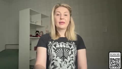 blondie_xoxoxo online show from 4, 2, 2026