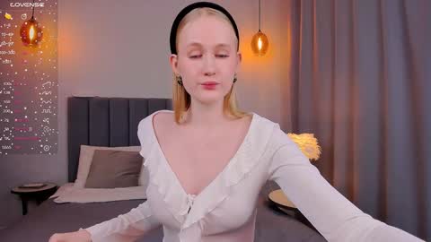 Mia online show from 5, 2, 2025