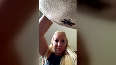 blondiesexxyy online show from 18, 1, 2026