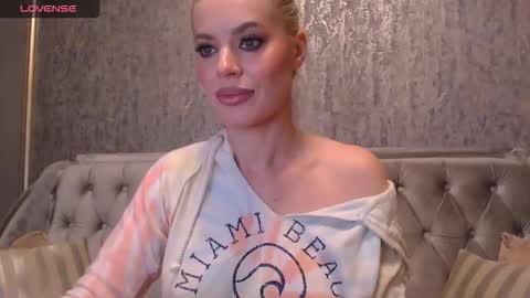 Helen online show from 29, 9, 2025