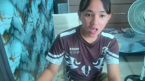 blondina_twinx online show from 5, 7, 2026