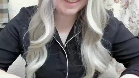 blondymargaret online show from 8, 3, 2025