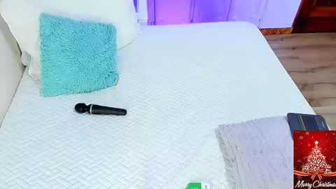 Snapshot of blue__style chatting on 24, 12, 2024 blue__style online show from 24, 12, 2024