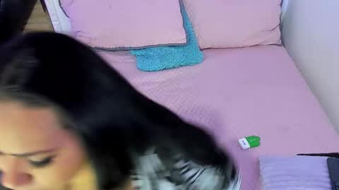 Snapshot of blue__style chatting on 1, 1, 2025 blue__style online show from 1, 1, 2025