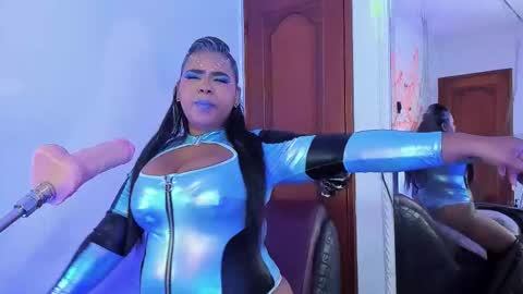 Snapshot of blue__style chatting on 28, 10, 2025 blue__style online show from 28, 10, 2025