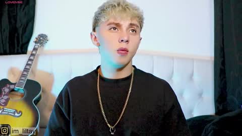 Snapshot of blue_boy_1 chatting on 22, 12, 2024 TAY online show from 22, 12, 2024