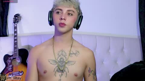 Snapshot of blue_boy_1 chatting on 24, 12, 2024 TAY online show from 24, 12, 2024