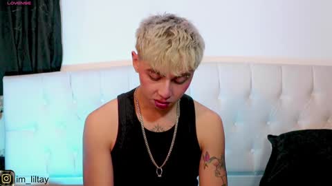 Snapshot of blue_boy_1 chatting on 24, 12, 2024 TAY online show from 24, 12, 2024