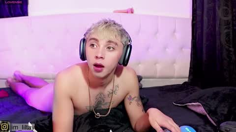 Snapshot of blue_boy_1 chatting on 26, 12, 2024 TAY online show from 26, 12, 2024