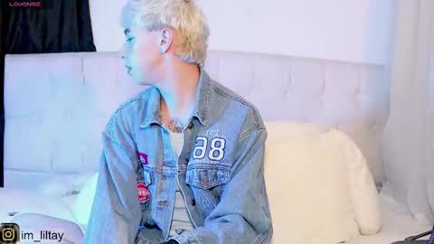 Snapshot of blue_boy_1 chatting on 17, 2, 2025 TAY online show from 17, 2, 2025