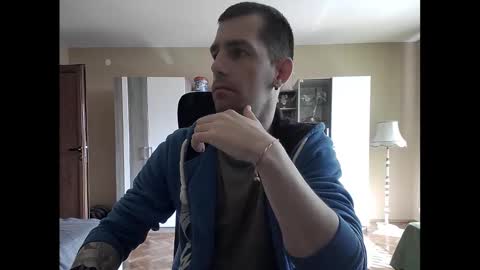 Runaway online show from 4, 3, 2025