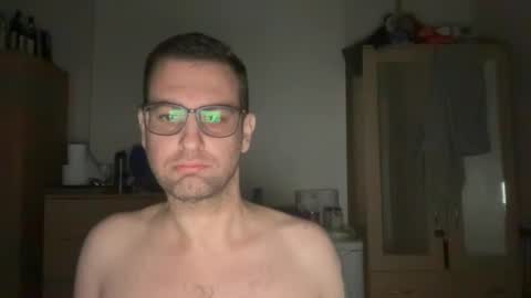 blue_eyes_85 online show from 22, 12, 2024