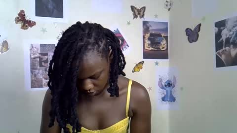 blue_savagee online show from 18, 12, 2025