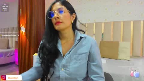 blue_tay1 online show from 6, 10, 2025