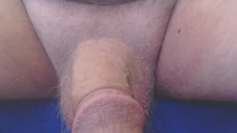 bluebee420 online show from 5, 3, 2025