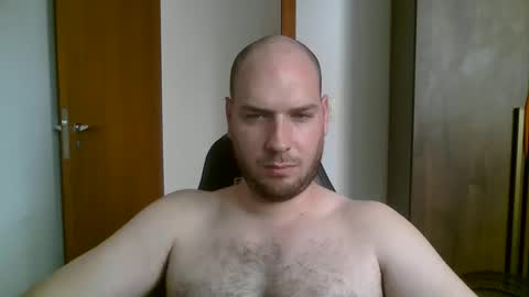 Snapshot of bluec2c chatting on 13, 12, 2024 Blue online show from 13, 12, 2024