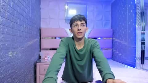 Snapshot of blueestar03 chatting on 5, 1, 2025 blueestar03 online show from 5, 1, 2025