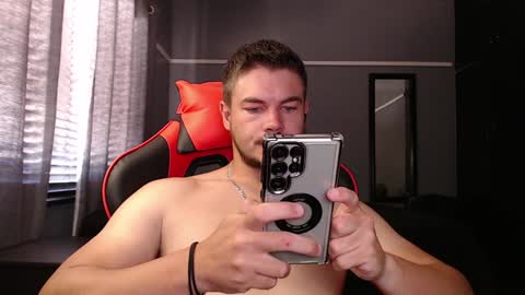 blueeyeboy0 online show from 17, 12, 2024