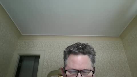 Snapshot of bluemoose70 chatting on 6, 1, 2025 bluemoose70 online show from 6, 1, 2025