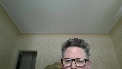 Snapshot of bluemoose70 chatting on 11, 1, 2025 bluemoose70 online show from 11, 1, 2025