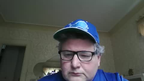 Snapshot of bluemoose70 chatting on 3, 4, 2026 bluemoose70 online show from 3, 4, 2026
