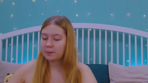 Snapshot of blush_ellie chatting on 18, 12, 2024 Ellie3 online show from 18, 12, 2024