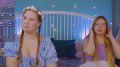 Snapshot of blush_ellie chatting on 21, 12, 2024 Ellie3 online show from 21, 12, 2024