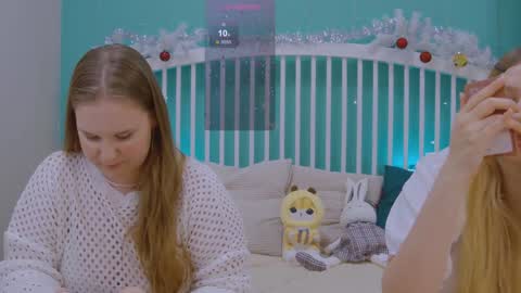 Snapshot of blush_ellie chatting on 23, 12, 2024 Ellie3 online show from 23, 12, 2024