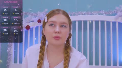 Snapshot of blush_ellie chatting on 5, 1, 2025 Ellie3 online show from 5, 1, 2025