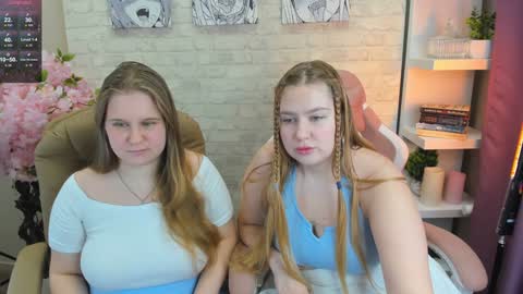 Snapshot of blush_ellie chatting on 17, 1, 2025 Ellie3 online show from 17, 1, 2025