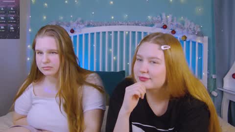 Snapshot of blush_ellie chatting on 25, 1, 2025 Ellie3 online show from 25, 1, 2025